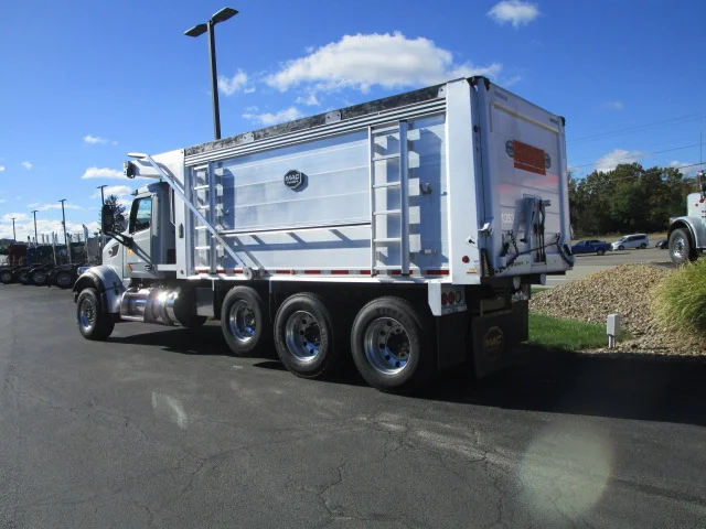 2019 Peterbilt 567 in Butler, PA — photo 3