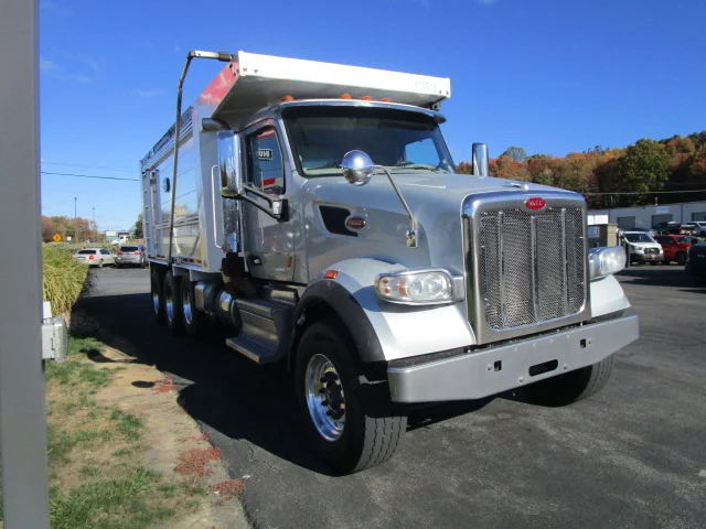 2019 Peterbilt 567 - image 7