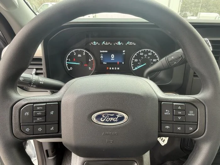 2026 Ford F-600 — photo 14