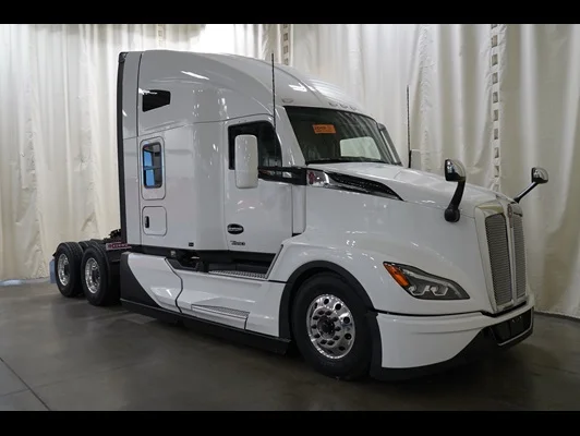 2027 Kenworth T680 in Clinton, NC
