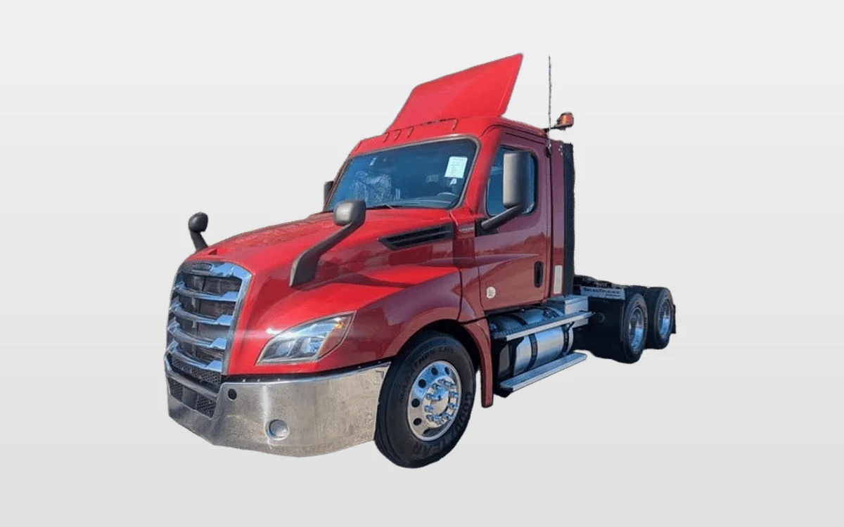 2021 FREIGHTLINER Cascadia 126 - image 1