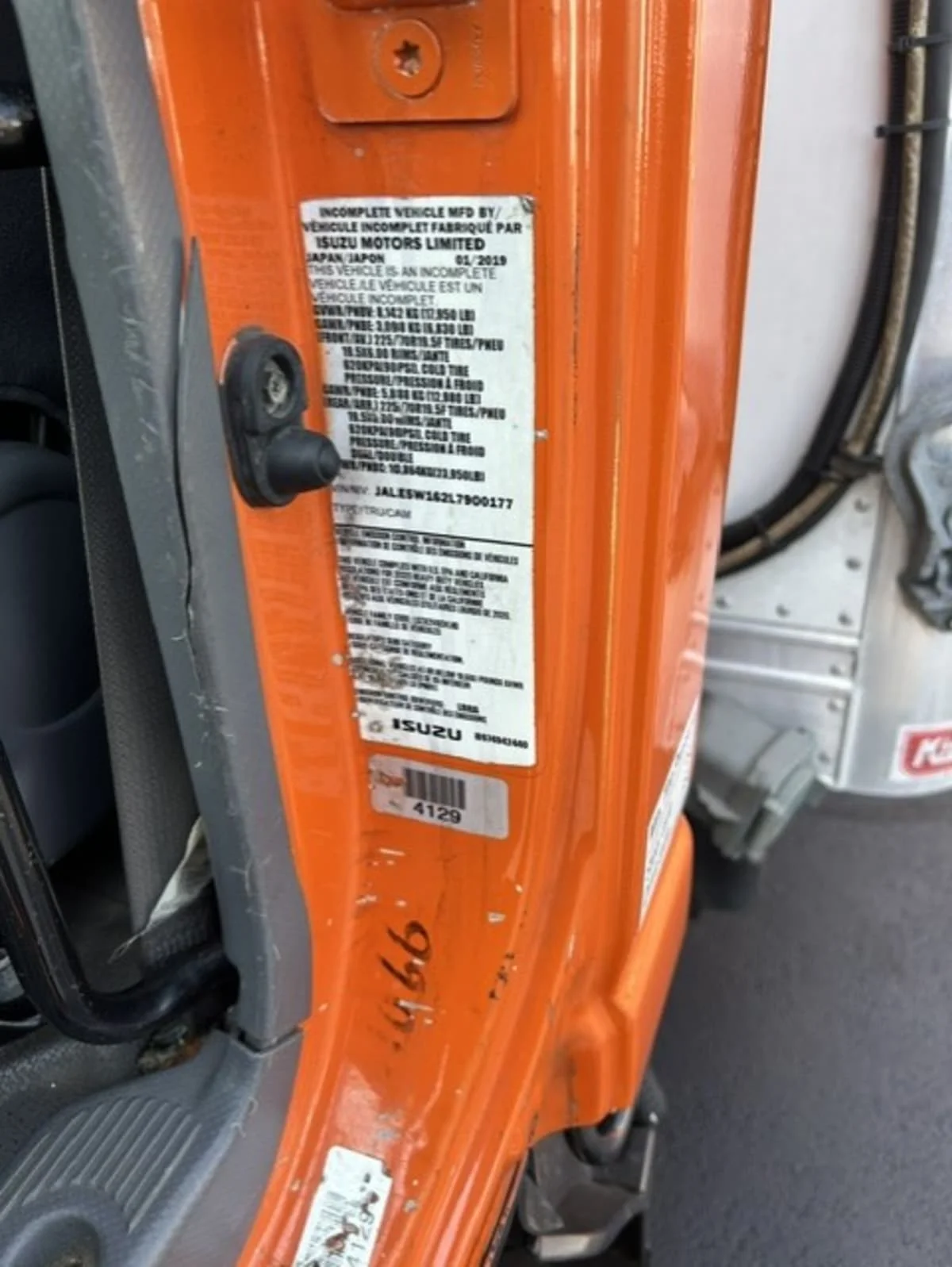 2020 Isuzu NQR in Farmingdale, NY — photo 13