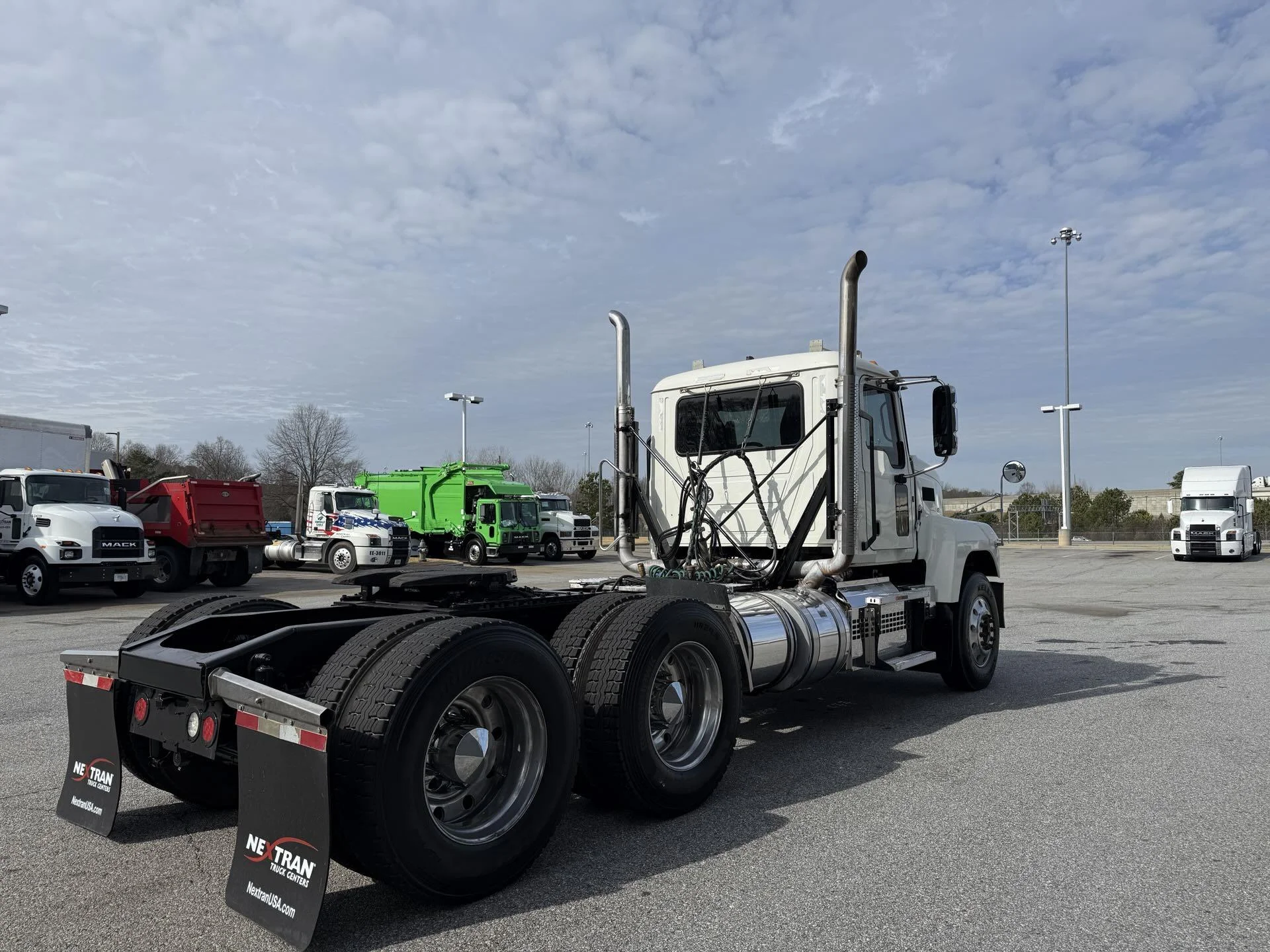 2021 Mack Pinnacle - image 6