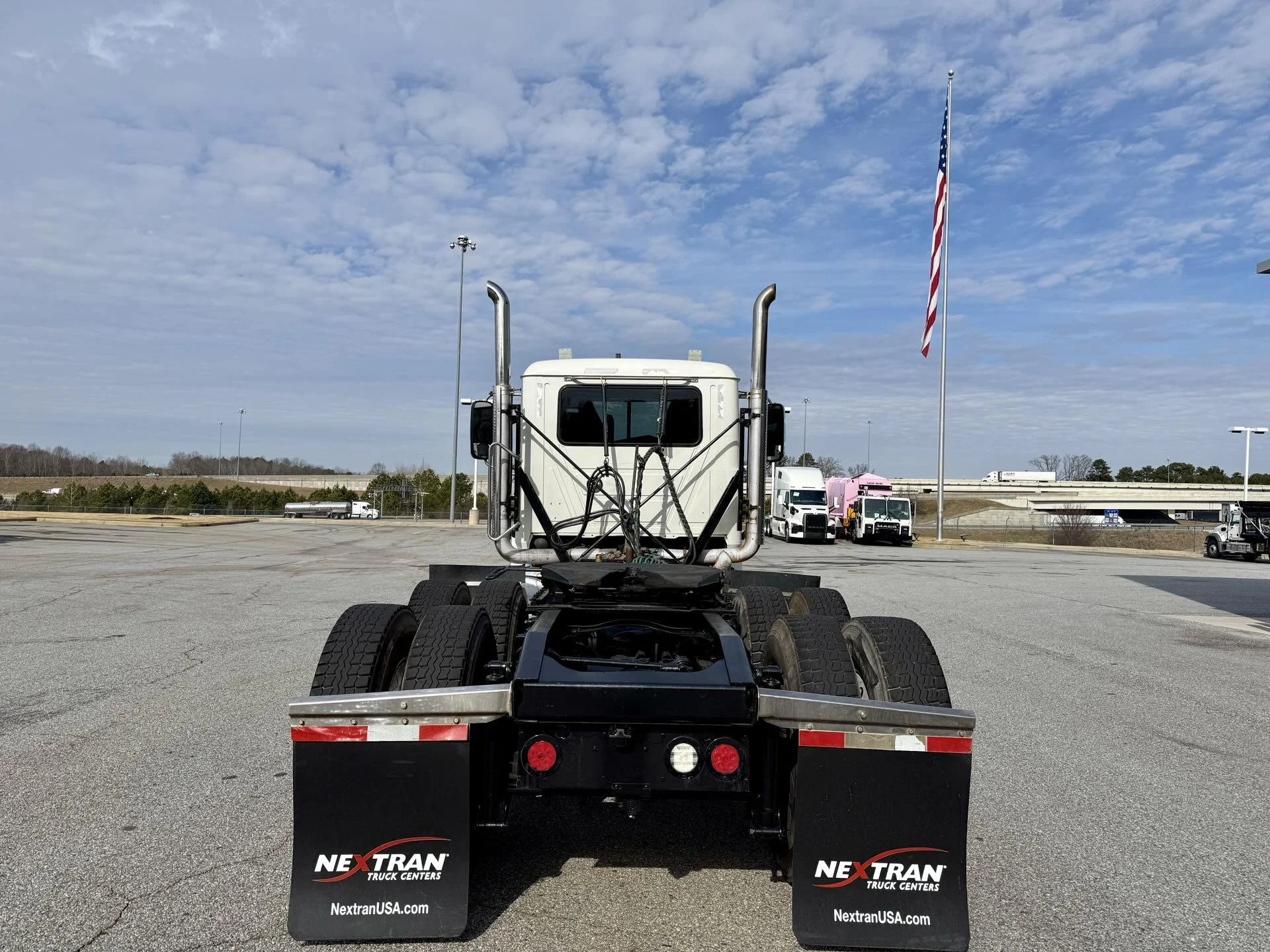 2021 Mack Pinnacle - image 5