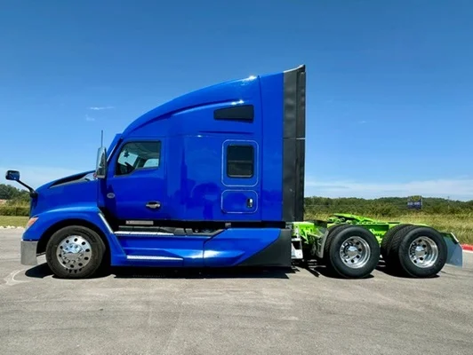 2023 Kenworth T680 in Springdale, AR — photo 10