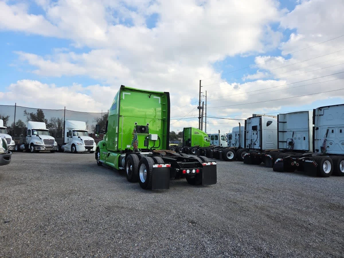 2020 Kenworth T680 in St. Rose, LA — photo 6