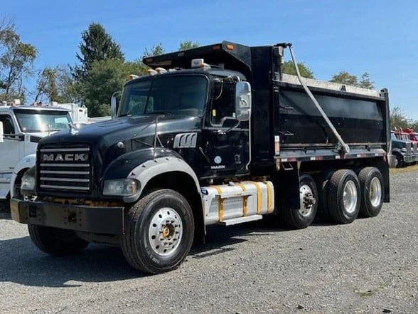 2017 Mack in Coopersburg, PA