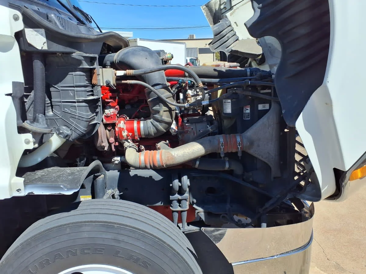 2020 Freightliner Cascadia - image 10