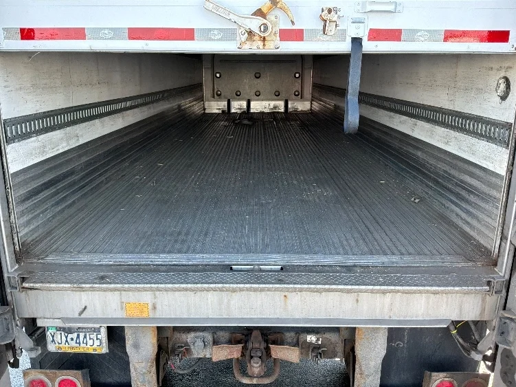 2017 Utility Trailer in Allentown, PA — photo 8