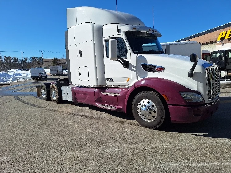 2020 Peterbilt 579 in Londonderry, NH