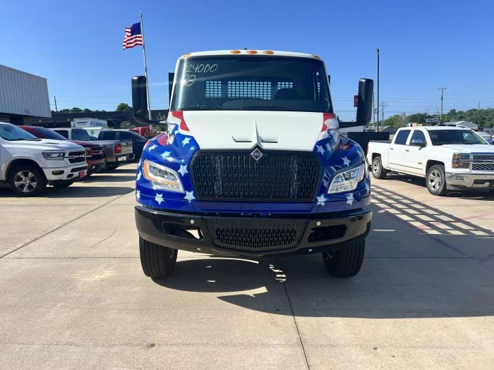 2025 International MV - image 9