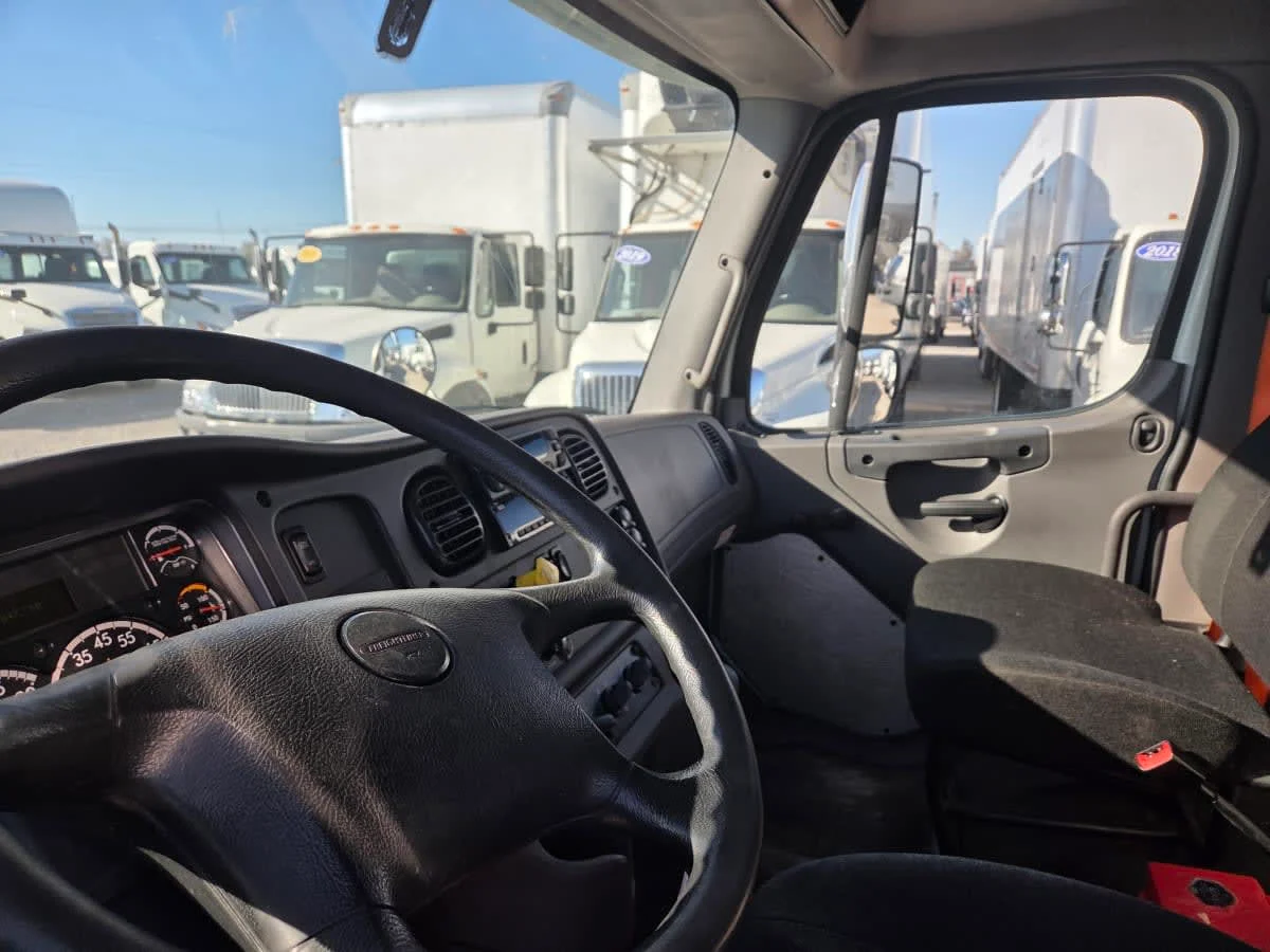 2019 Freightliner M2 106 in St. Rose, LA — photo 8