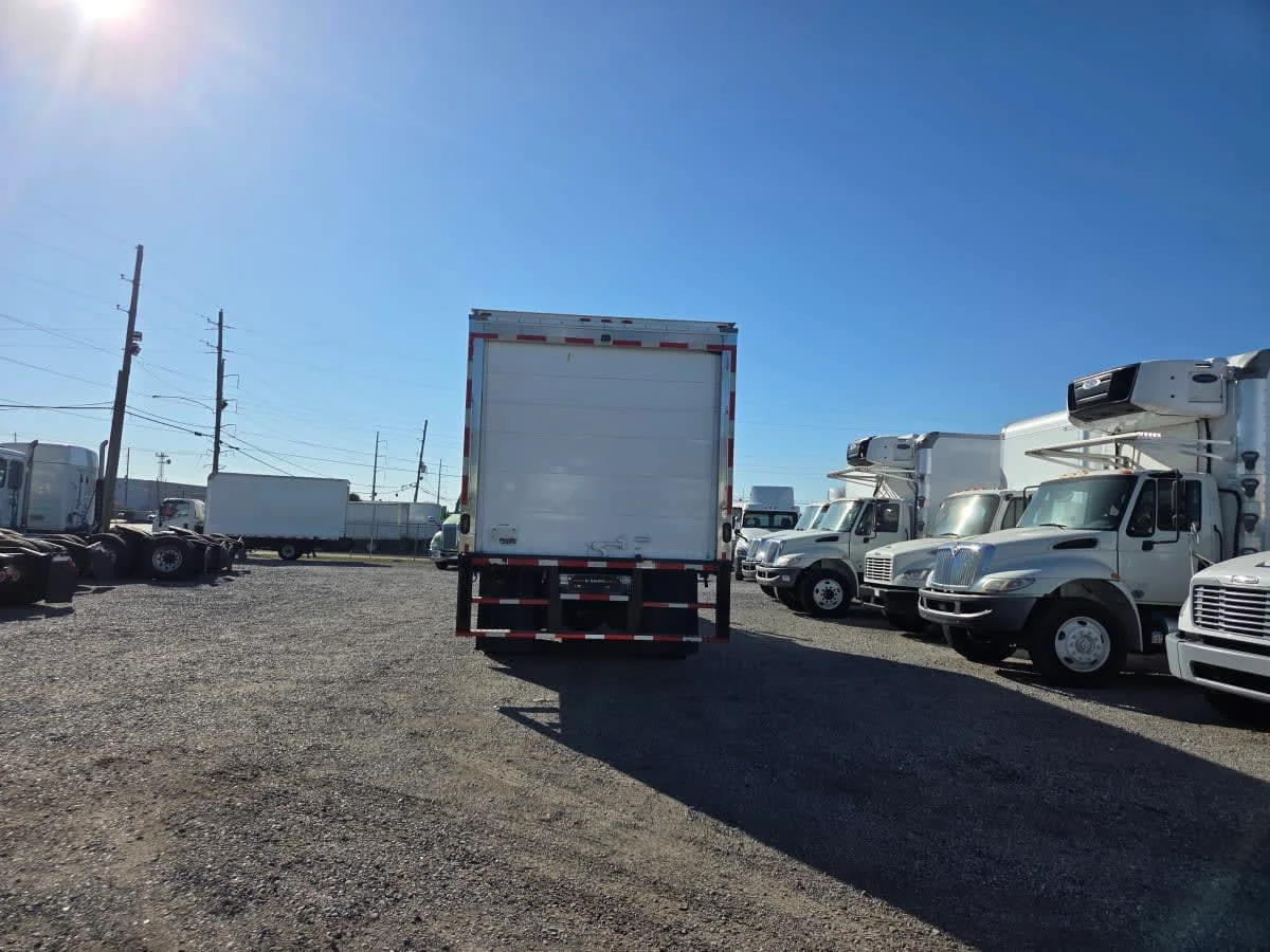 2019 Freightliner M2 106 in St. Rose, LA — photo 5
