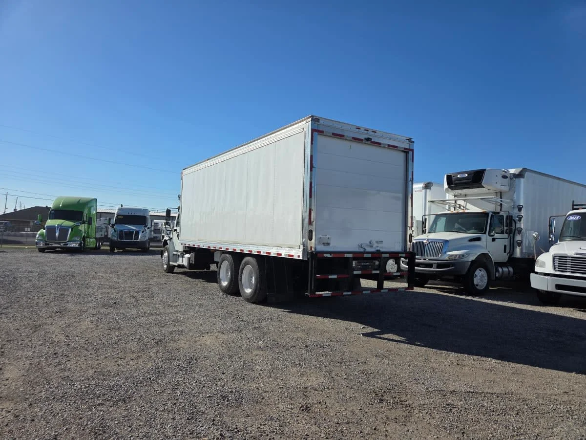 2019 Freightliner M2 106 in St. Rose, LA — photo 6