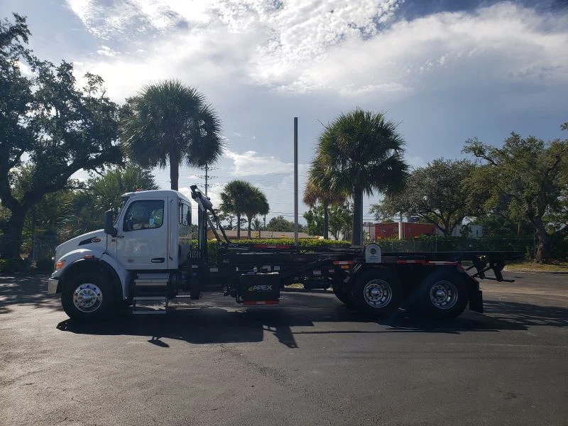 2026 Peterbilt 548 - image 9