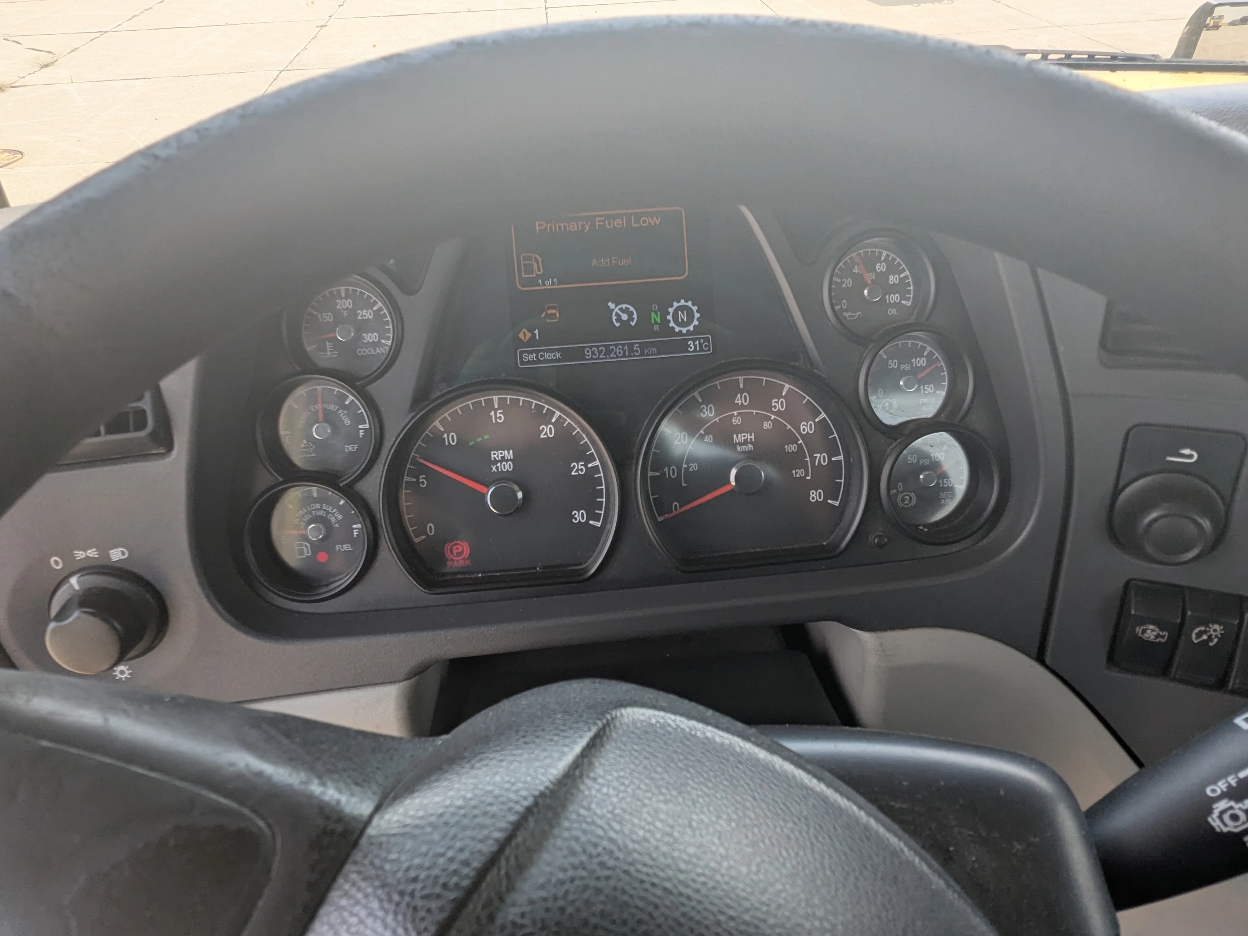 2021 Peterbilt 579 in City — photo 7