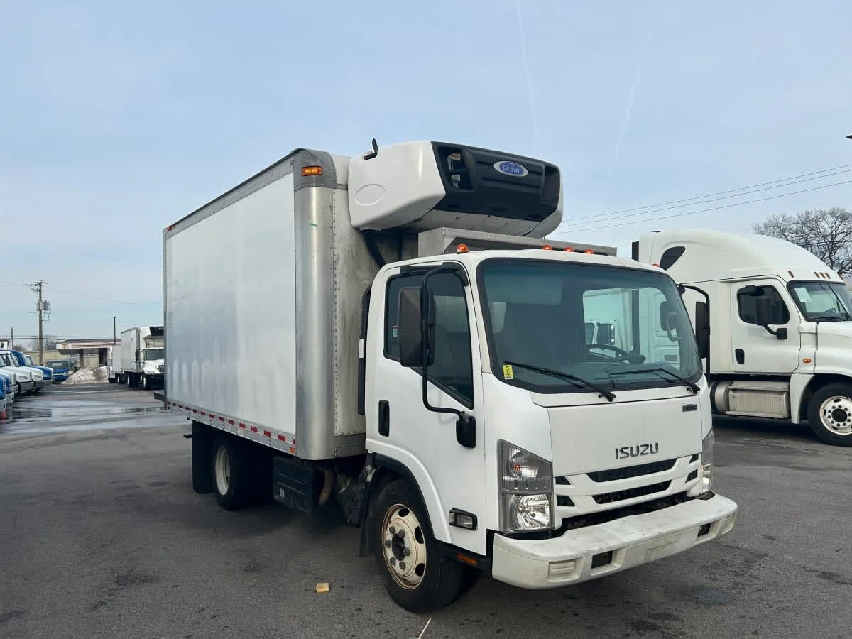 2019 Isuzu NQR in Beltsville, MD — photo 3