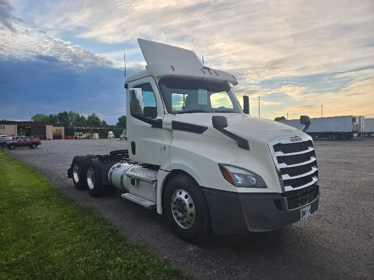 2020 Freightliner Cascadia in White Deer, PA