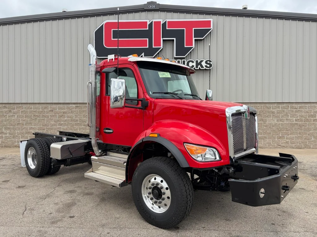 2027 Kenworth T480 in Morton, IL — photo 3