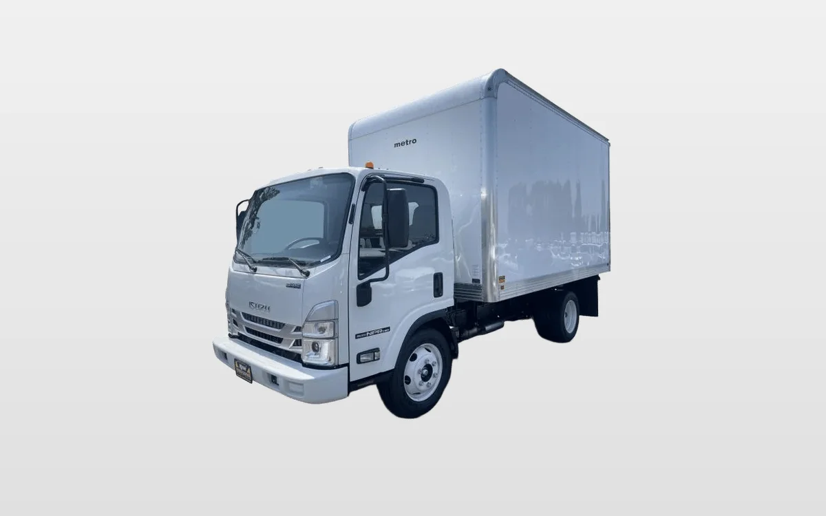 2025 Isuzu NPR - image 1
