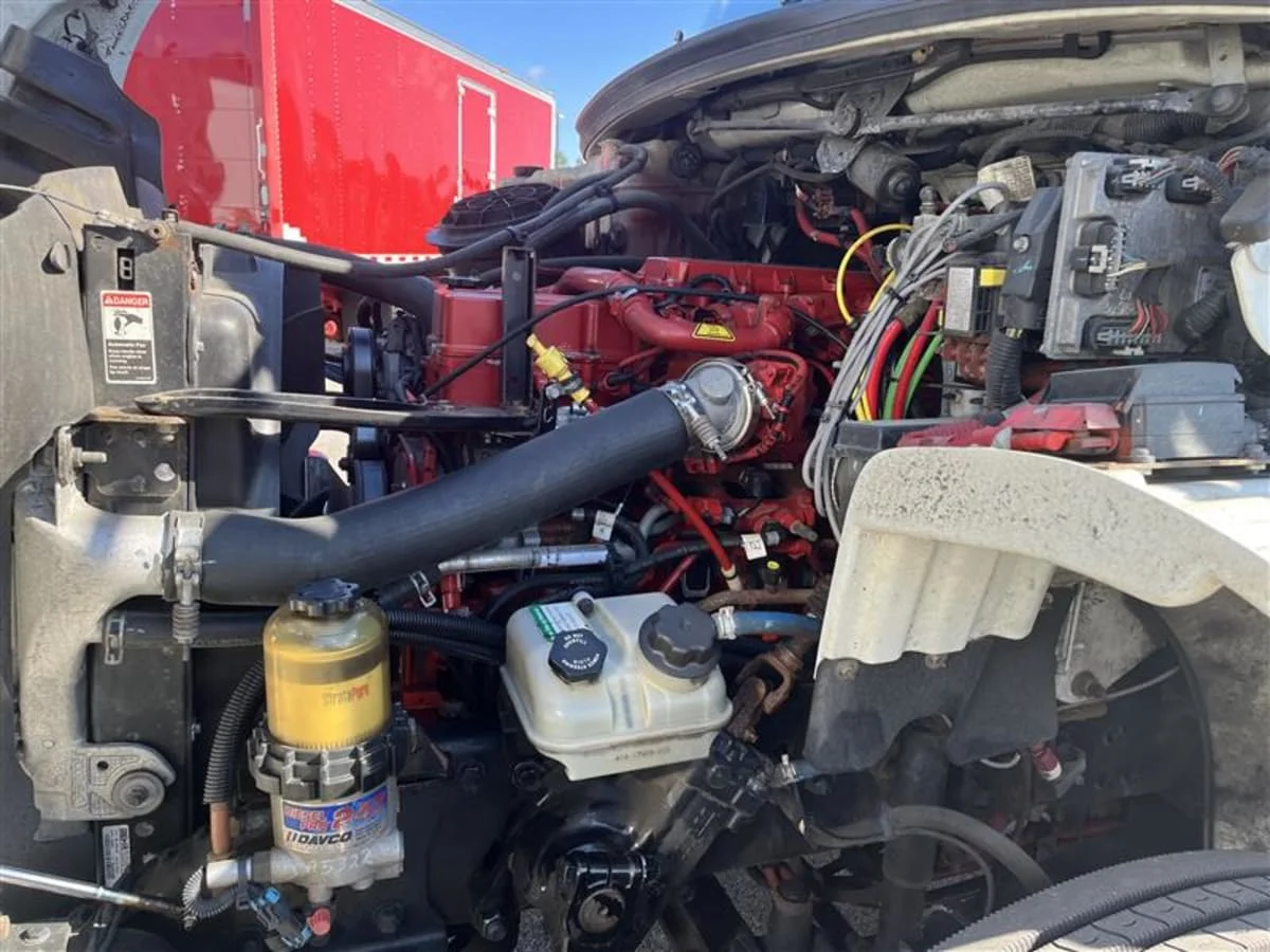 2017 Freightliner M2 106 - image 10