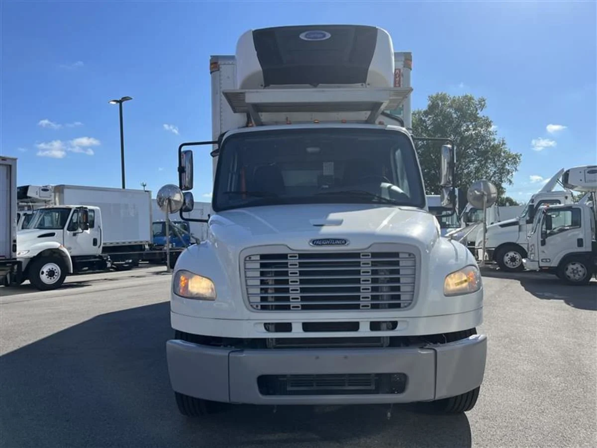 2017 Freightliner M2 106 - image 2
