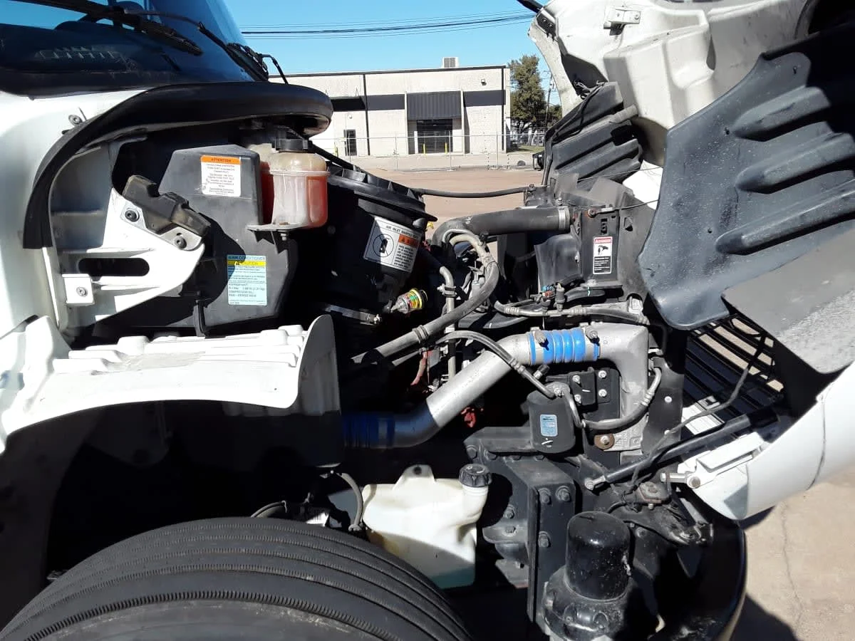 2019 Freightliner M2 106 - image 11