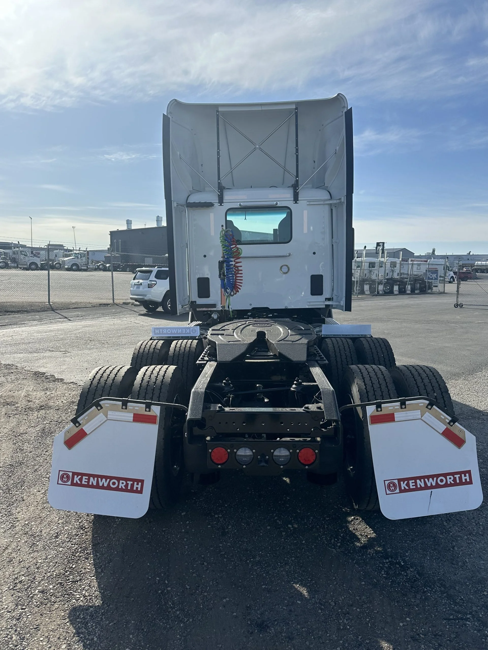 2026 Kenworth T680 - image 3