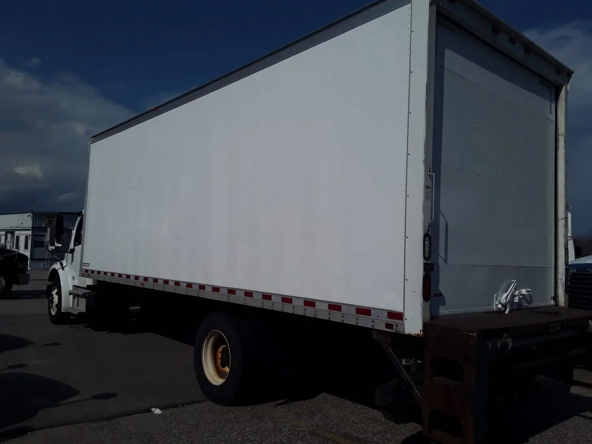 2016 Freightliner M2 106 - image 6
