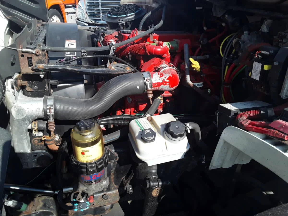 2016 Freightliner M2 106 - image 9