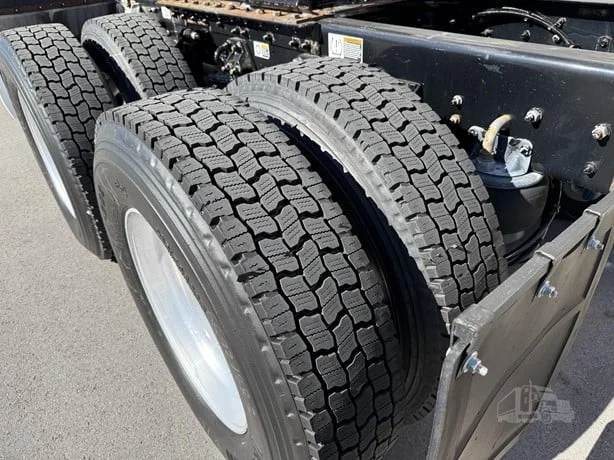 2021 Kenworth T680 in Springville, UT — photo 13