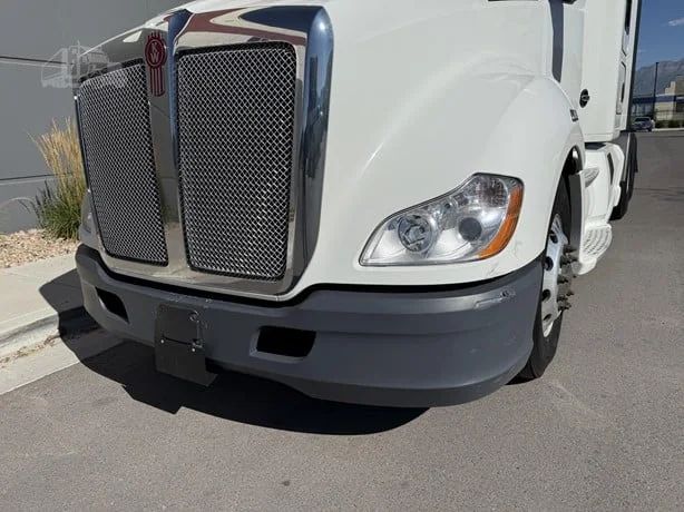 2021 Kenworth T680 in Springville, UT — photo 22