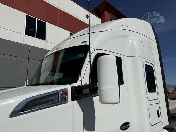 2021 Kenworth T680 in Springville, UT — photo 23