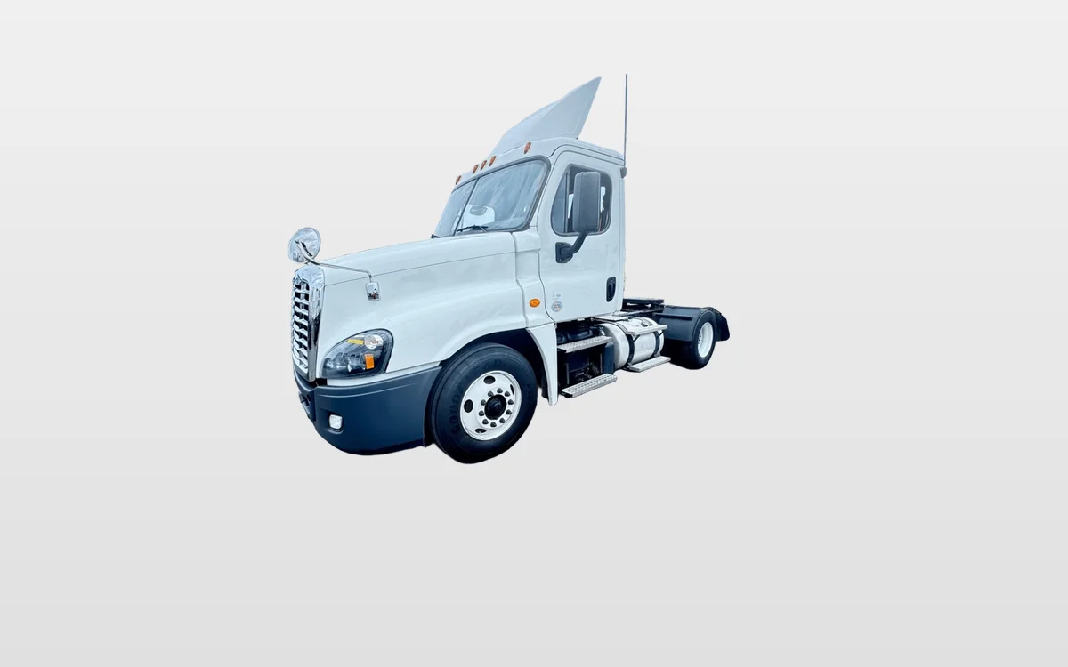 2019 Freightliner - image 1