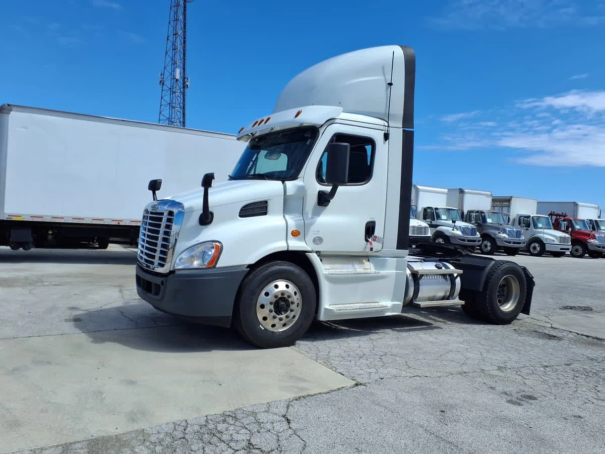 2019 Freightliner Cascadia in Fort Worth, TX