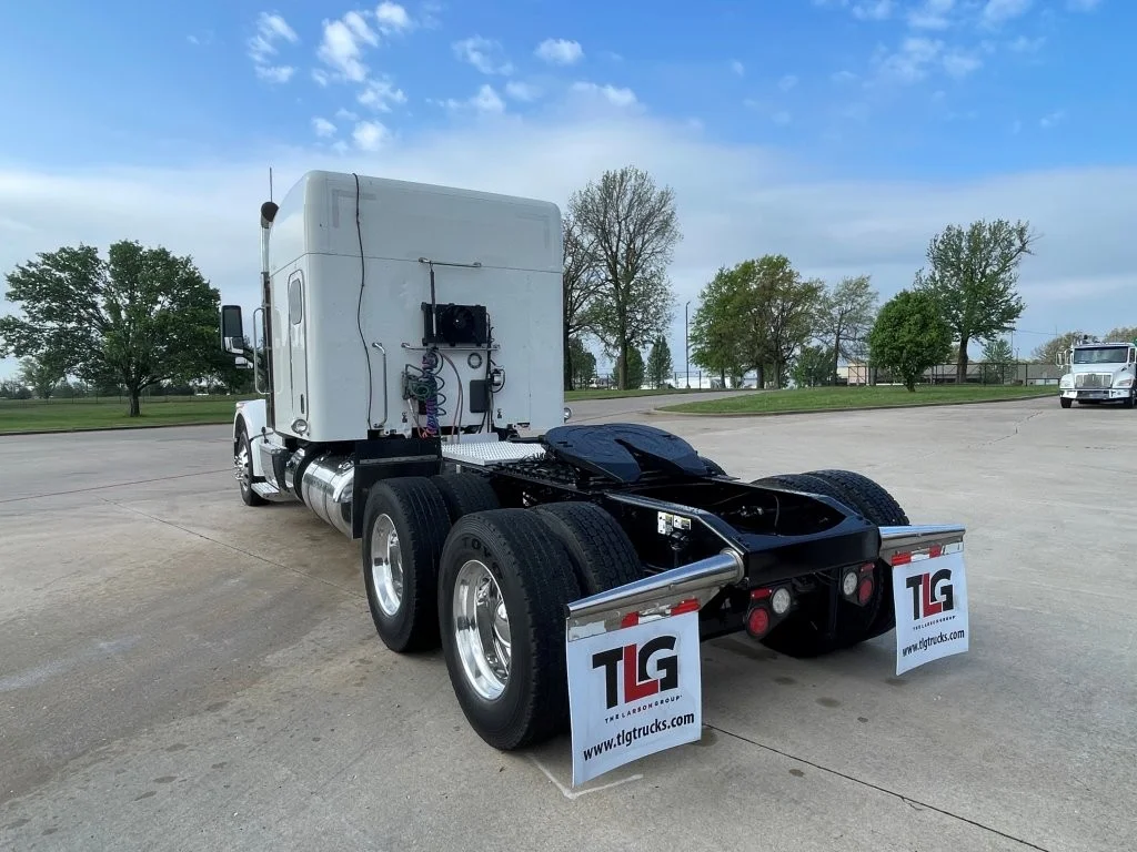 2022 Peterbilt 567 - image 3