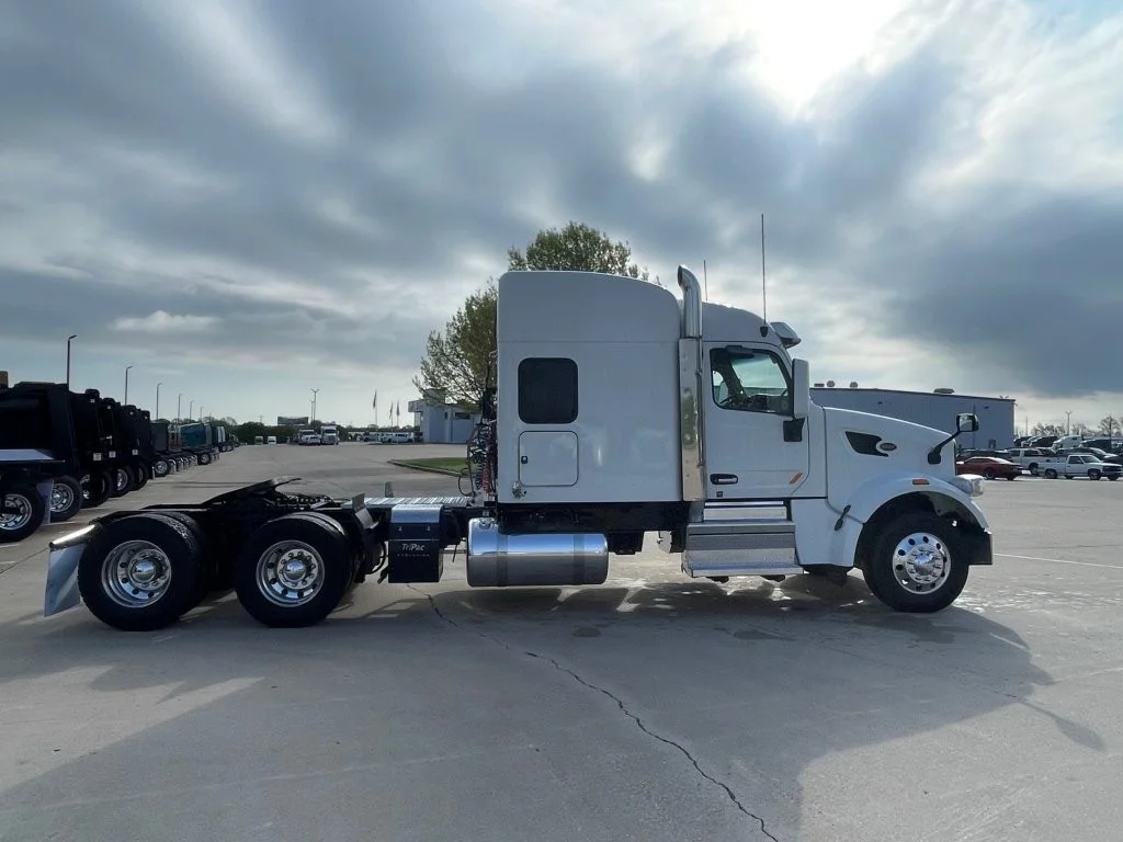 2022 Peterbilt 567 - image 6