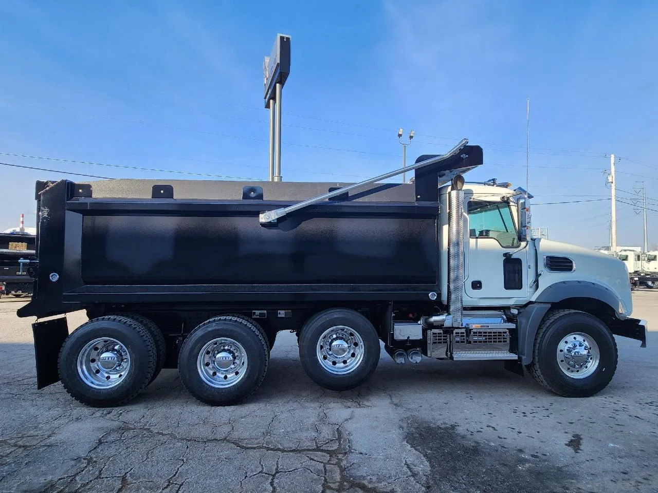 2026 Mack Granite in Indianapolis, IN — photo 16