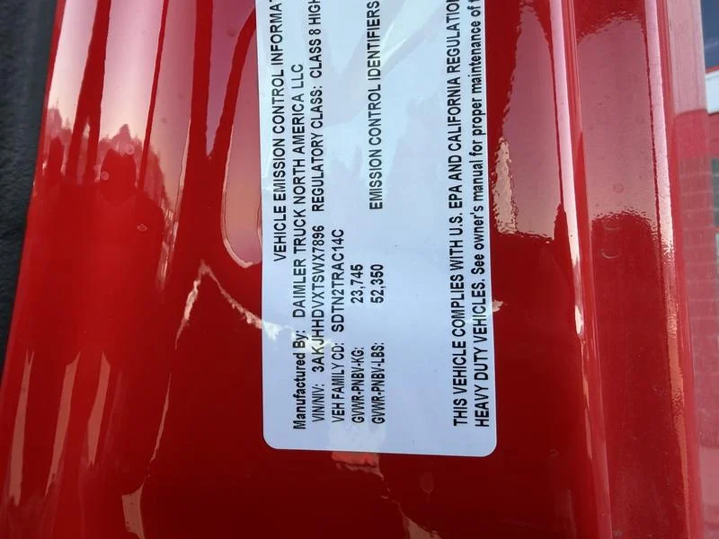 2026 Freightliner Cascadia - image 24