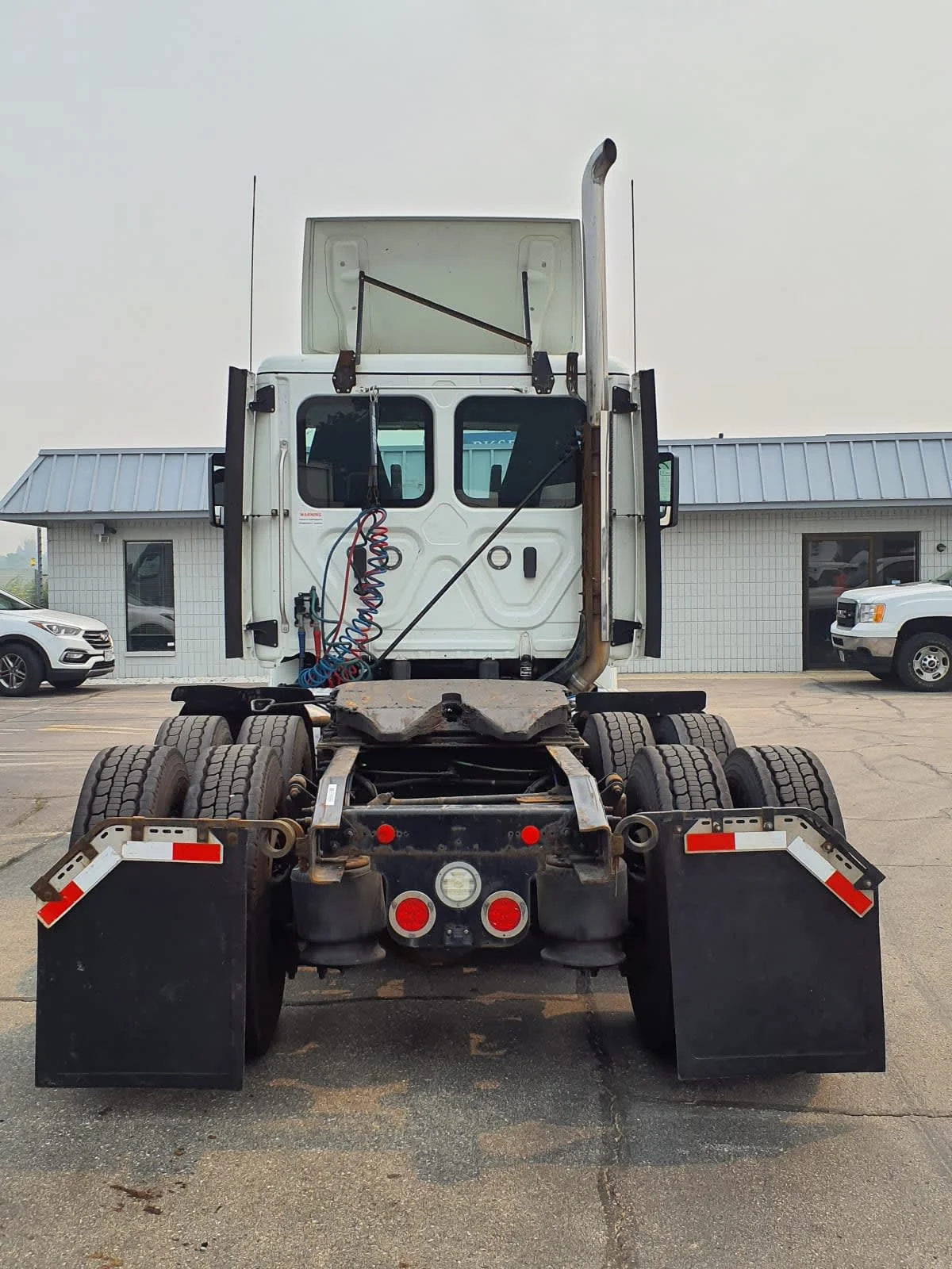 2019 Freightliner Cascadia in Oak Creek, WI — photo 5