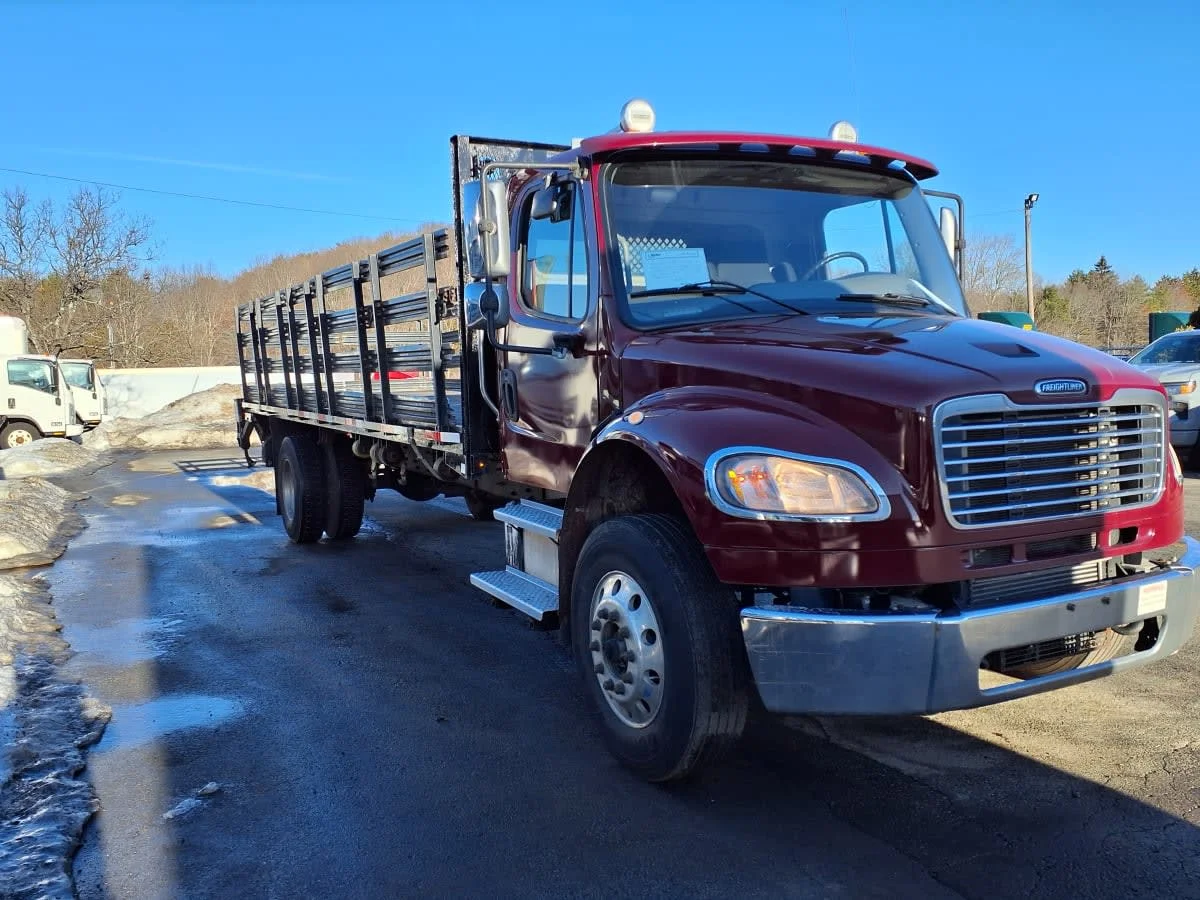 2020 Freightliner M2 106 in Salisbury, MA — photo 3