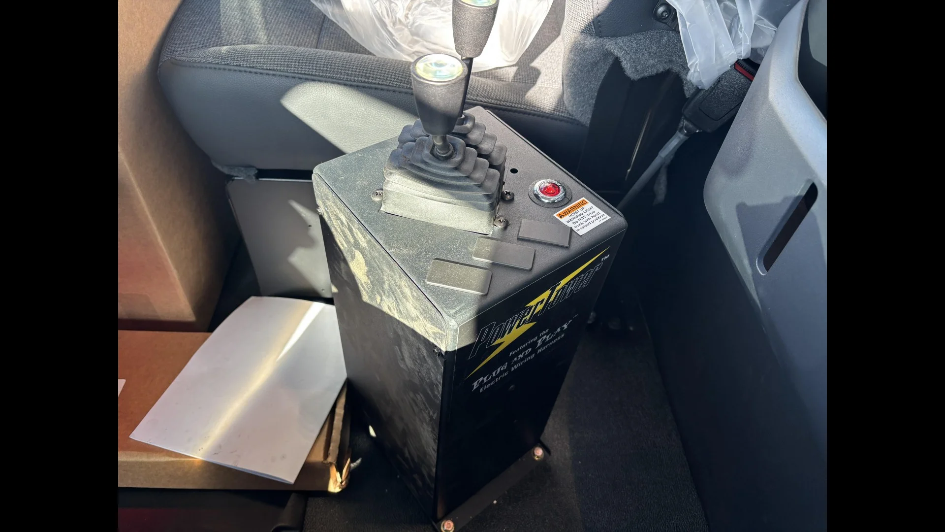 2026 Kenworth T880 - image 9