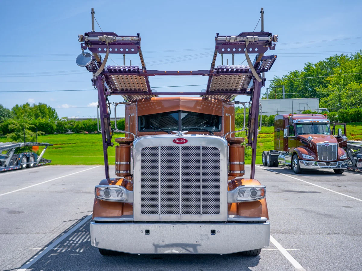 2024 Peterbilt 389 in Duncan, SC — photo 8