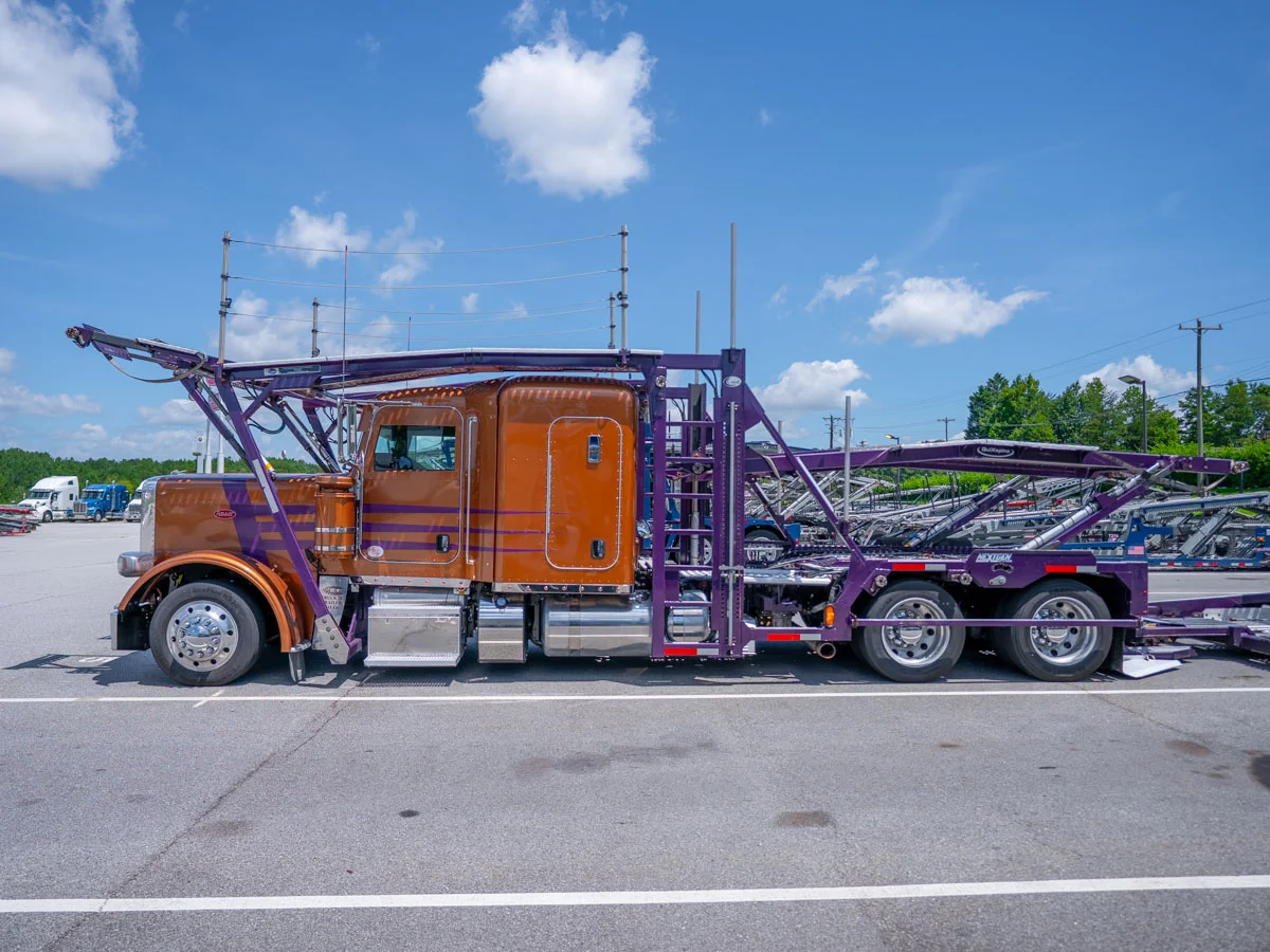 2024 Peterbilt 389 in Duncan, SC — photo 3