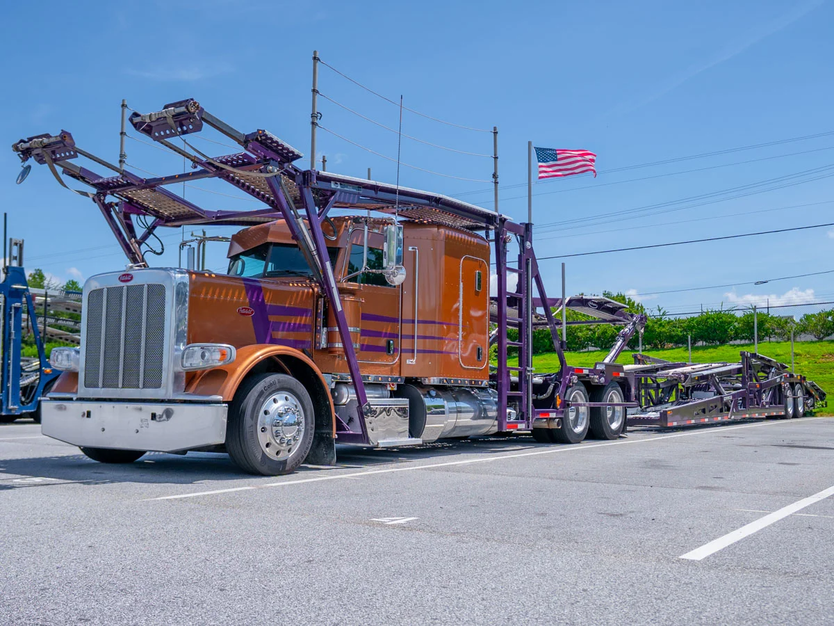 2024 Peterbilt 389 in Duncan, SC — photo 2