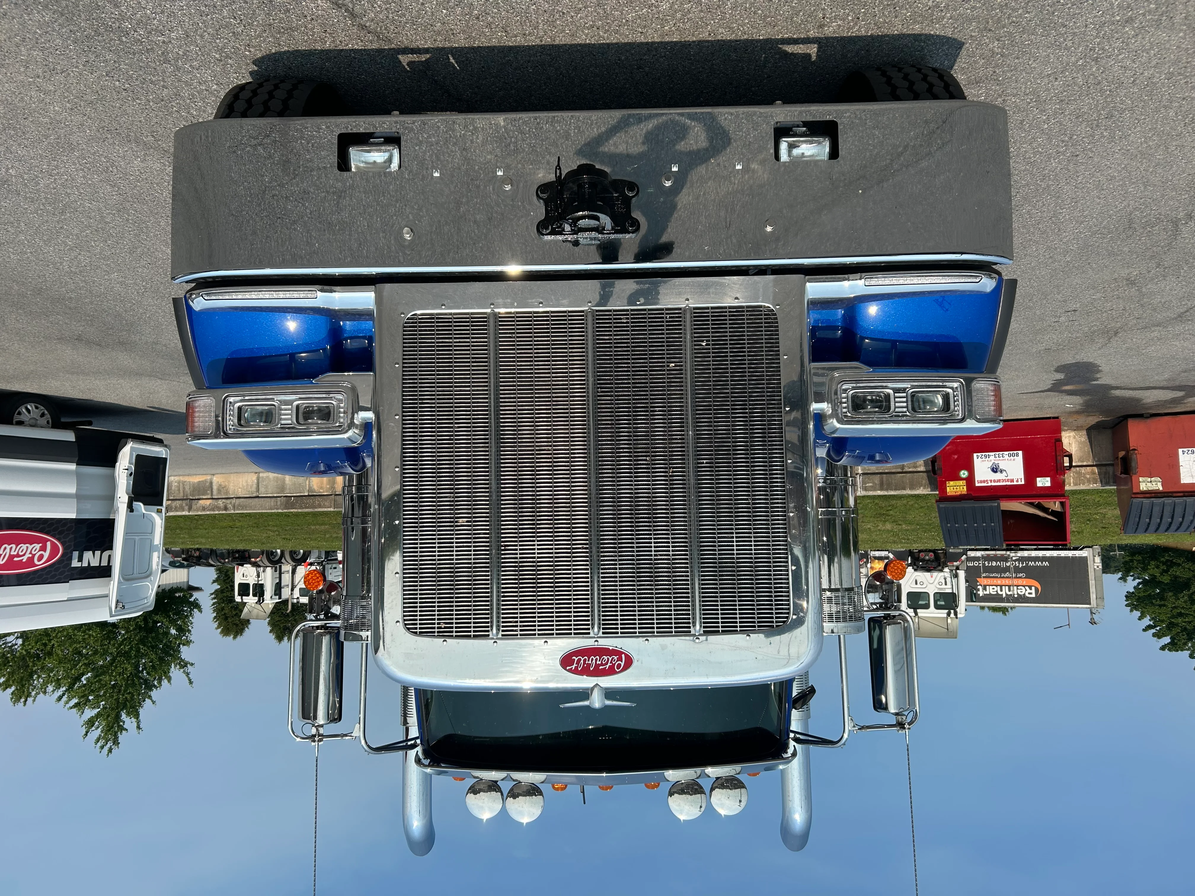 2027 Peterbilt 589 in Allentown, PA — photo 2