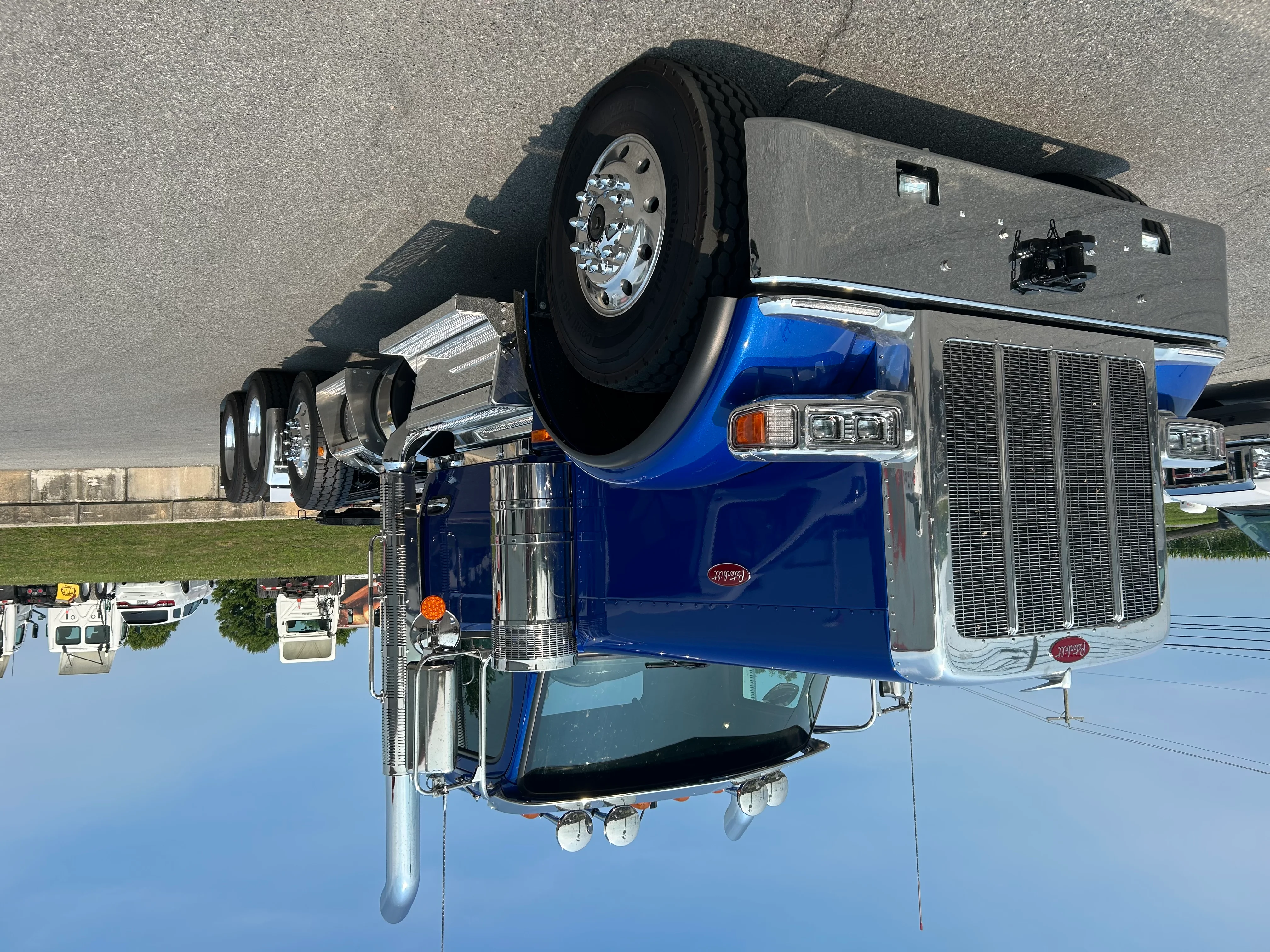 2027 Peterbilt 589