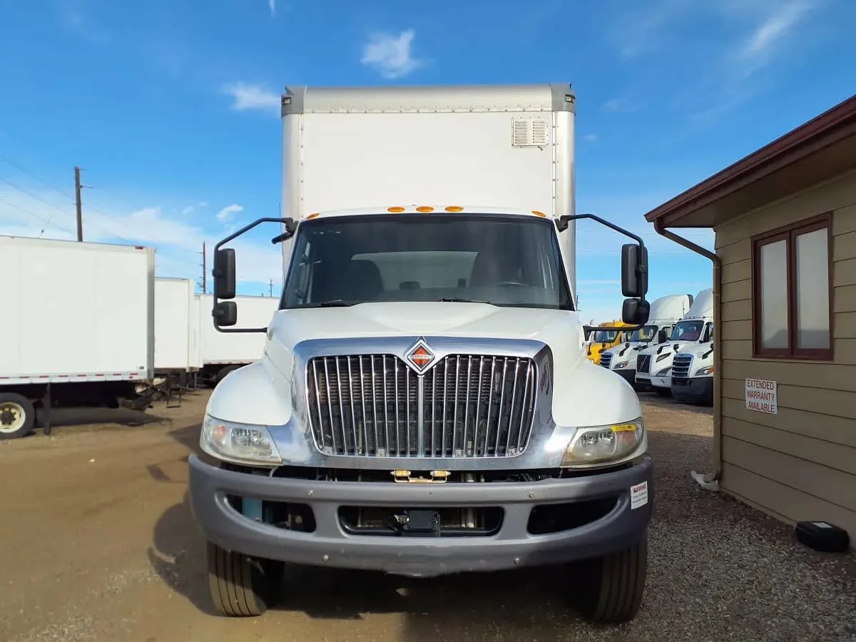 2021 International MV - image 2