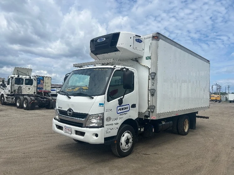 2019 Hino 195 in Londonderry, NH — photo 3