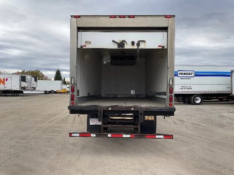 2019 Hino 195 in Londonderry, NH — photo 9